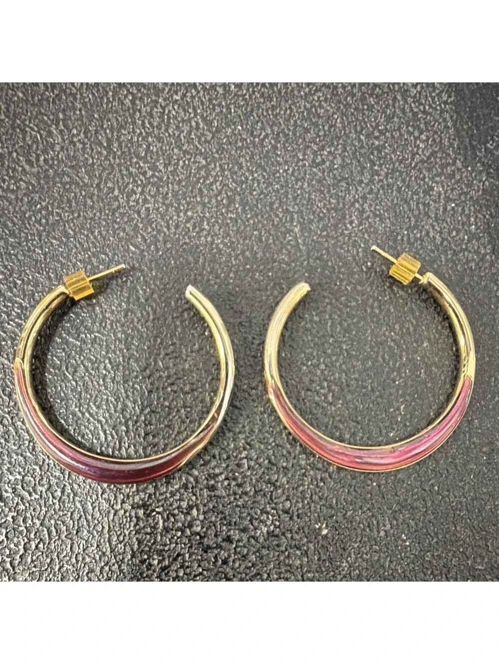 Gold Tone Pink Accent Hoop Earrings Screw Back Closure Round 1.25 in